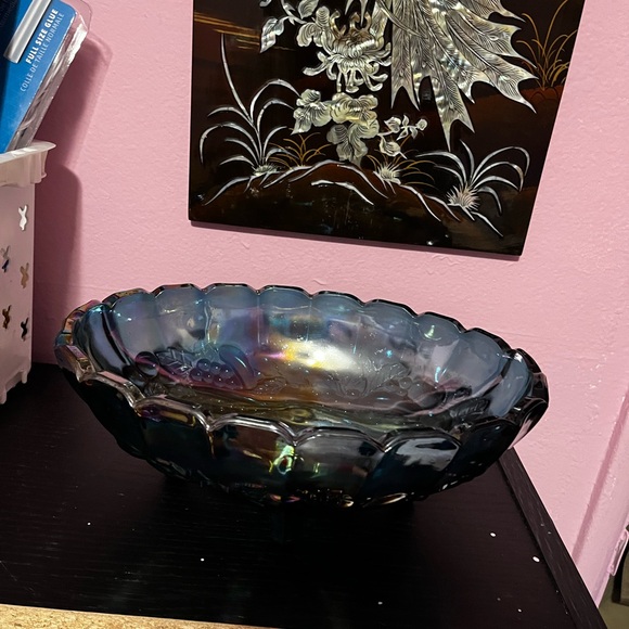 Carnival Glass Iridescent Purple / Blue Harvest Grape Fruit Bowl - Picture 1 of 5
